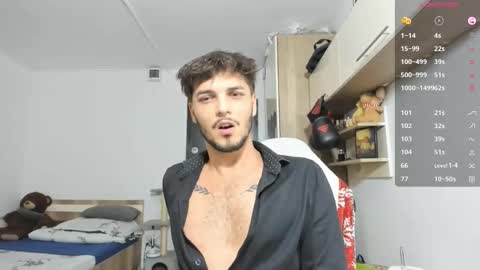 Frankie  online show from October 15, 2025, 11:49 pm