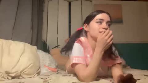 Alina Ari online show from March 4, 2025, 9:40 am