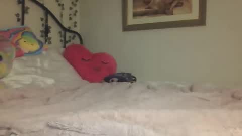 angelhoneyisonline online show from April 26, 2026, 3:26 am