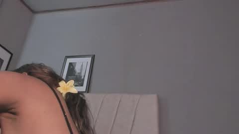 Snapshot of angeli_sexi chatting on February 4, 2026, 12:27 am Carolina online show from February 4, 2026, 12:27 am