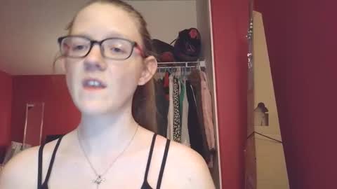 Snapshot of angelicangel3 chatting on February 9, 2026, 4:38 am AngelicAngel online show from February 9, 2026, 4:38 am