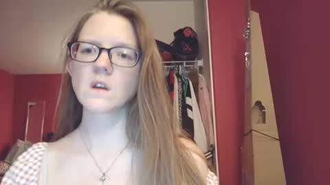 Snapshot of angelicangel3 chatting on February 27, 2026, 6:35 am AngelicAngel online show from February 27, 2026, 6:35 am