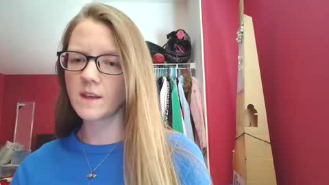 AngelicAngel online show from April 6, 2026, 8:32 pm