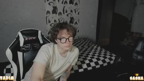 AngelicFemboyFairness online show from November 16, 2025, 6:24 pm