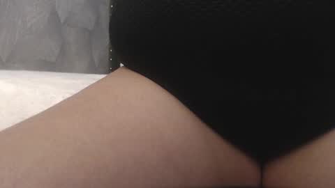 Snapshot of angelick_bo chatting on October 24, 2025, 3:58 am angelick_bo online show from October 24, 2025, 3:58 am