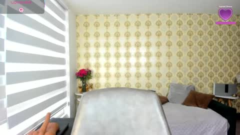 angelina_class_7 online show from June 5, 2026, 1:17 pm