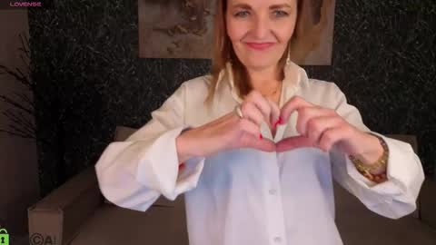 Snapshot of angelina_relax chatting on February 15, 2026, 7:51 am Angelina online show from February 15, 2026, 7:51 am