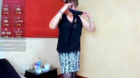 Snapshot of angelina_stone_65 chatting on December 13, 2024, 1:15 am Angelina online show from December 13, 2024, 1:15 am