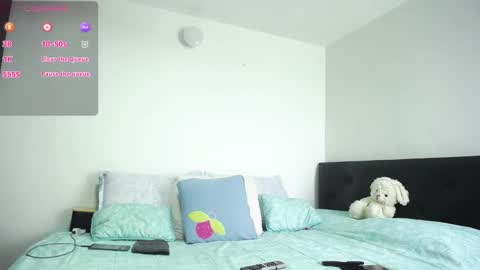 Snapshot of angelina_stone_65 chatting on March 9, 2025, 4:44 pm Angelina online show from March 9, 2025, 4:44 pm