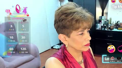 Snapshot of angelina_stone_65 chatting on October 4, 2025, 11:03 pm Angelina online show from October 4, 2025, 11:03 pm