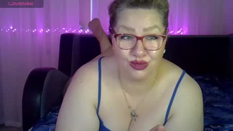 AngelinaGlam online show from July 13, 2026, 4:32 pm