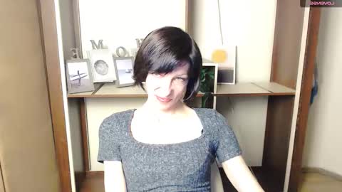 Snapshot of angelinalov_ chatting on October 22, 2025, 7:08 am Angelina online show from October 22, 2025, 7:08 am