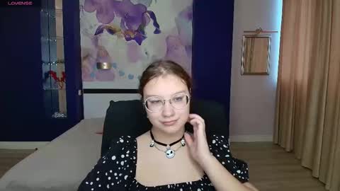 AngelinaLow online show from October 7, 2025, 11:29 am