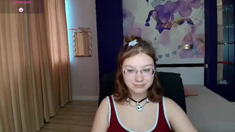 AngelinaLow online show from October 16, 2025, 11:33 am