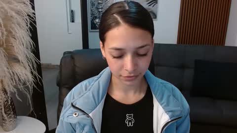 angeline_davies online show from February 26, 2025, 6:21 pm