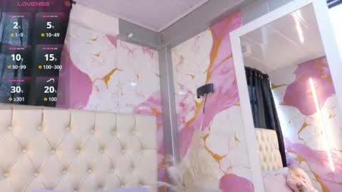 angeline_scot online show from May 28, 2026, 12:24 pm