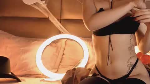 Snapshot of angelinepossy chatting on October 25, 2025, 9:31 pm angelinepossy online show from October 25, 2025, 9:31 pm