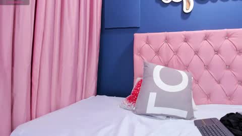 angel online show from February 23, 2025, 8:22 pm