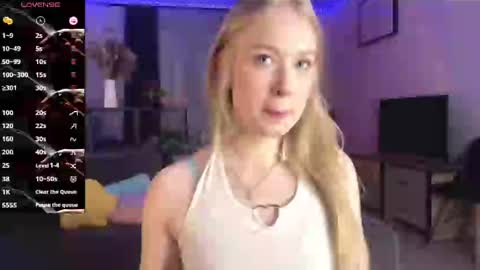 angelkissmee online show from March 7, 2025, 3:49 pm
