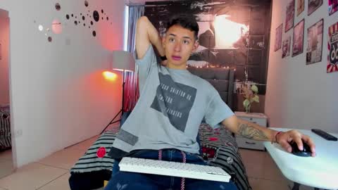 Angel online show from November 7, 2025, 12:16 pm