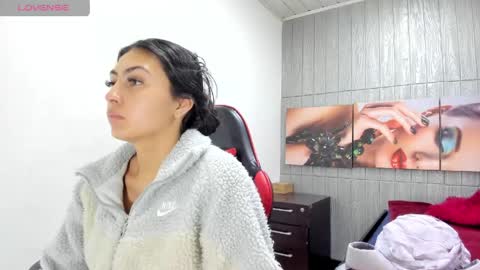 Snapshot of angell_cooper8 chatting on May 30, 2026, 12:24 pm Angell cooper8 online show from May 30, 2026, 12:24 pm