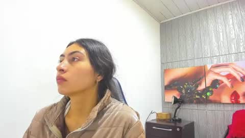 Snapshot of angell_cooper8 chatting on June 6, 2026, 12:43 pm Angell cooper8 online show from June 6, 2026, 12:43 pm
