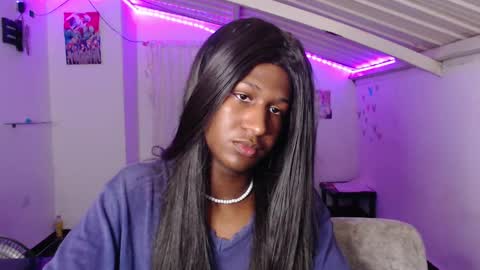 Snapshot of angell_dustt chatting on December 9, 2024, 9:06 am Danielle online show from December 9, 2024, 9:06 am