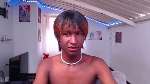 Snapshot of angell_dustt chatting on February 12, 2025, 6:19 pm Danielle online show from February 12, 2025, 6:19 pm