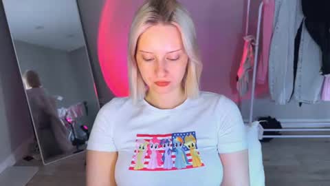 Cutie online show from June 22, 2026, 12:24 pm