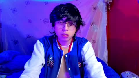 Snapshot of angellonfire chatting on December 30, 2024, 7:04 am Angel  online show from December 30, 2024, 7:04 am