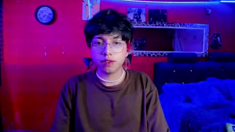 Snapshot of angellonfire chatting on March 6, 2025, 3:46 am Angel  online show from March 6, 2025, 3:46 am