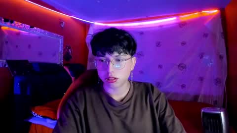 Snapshot of angellonfire chatting on September 17, 2025, 5:42 am Angel  online show from September 17, 2025, 5:42 am