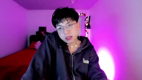 Snapshot of angellonfire chatting on October 30, 2025, 2:24 am Angel  online show from October 30, 2025, 2:24 am