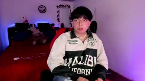 Angel  online show from June 11, 2026, 2:53 am