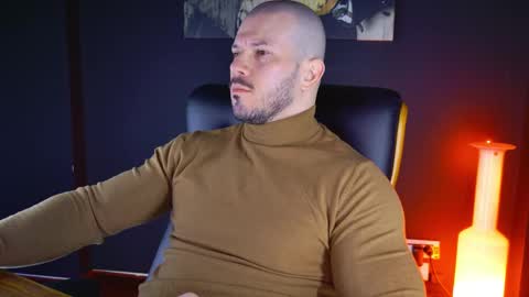 Snapshot of angeloeric chatting on January 22, 2025, 4:55 am BlackWolf online show from January 22, 2025, 4:55 am