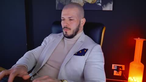 Snapshot of angeloeric chatting on February 5, 2025, 11:02 am BlackWolf online show from February 5, 2025, 11:02 am