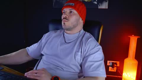 Snapshot of angeloeric chatting on February 9, 2025, 3:45 pm BlackWolf online show from February 9, 2025, 3:45 pm