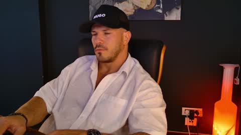 Snapshot of angeloeric chatting on September 24, 2025, 11:02 am BlackWolf online show from September 24, 2025, 11:02 am