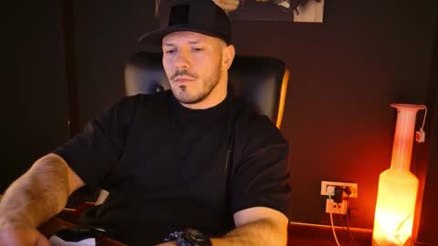 BlackWolf online show from December 17, 2025, 2:23 pm