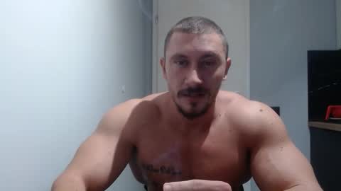  ------- SEX SHOW WITH GUYS AND GIRLS  MUSCLE SHOW online show from October 4, 2025, 2:37 pm