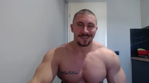  ------- SEX SHOW WITH GUYS AND GIRLS  MUSCLE SHOW online show from November 26, 2025, 9:21 am