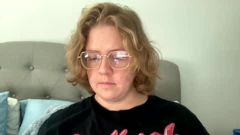 Angel of Light online show from February 26, 2025, 7:38 pm