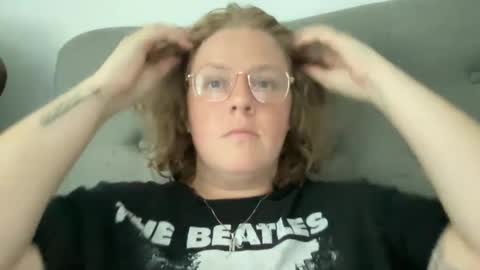 Angel of Light online show from September 23, 2025, 4:32 pm