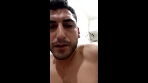 angelorec1996 online show from May 18, 2026, 2:01 pm