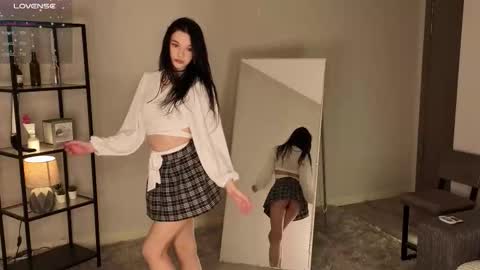 Megan online show from December 14, 2025, 1:27 pm