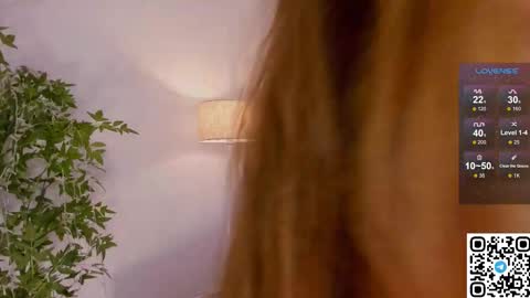 Angel online show from November 5, 2025, 8:53 pm