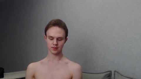 Angel online show from January 30, 2025, 3:29 pm