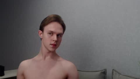 Angel online show from February 7, 2025, 4:03 pm