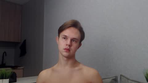 Angel online show from November 14, 2025, 9:08 am