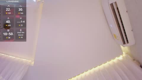 Angel Rosario online show from December 2, 2024, 4:42 am